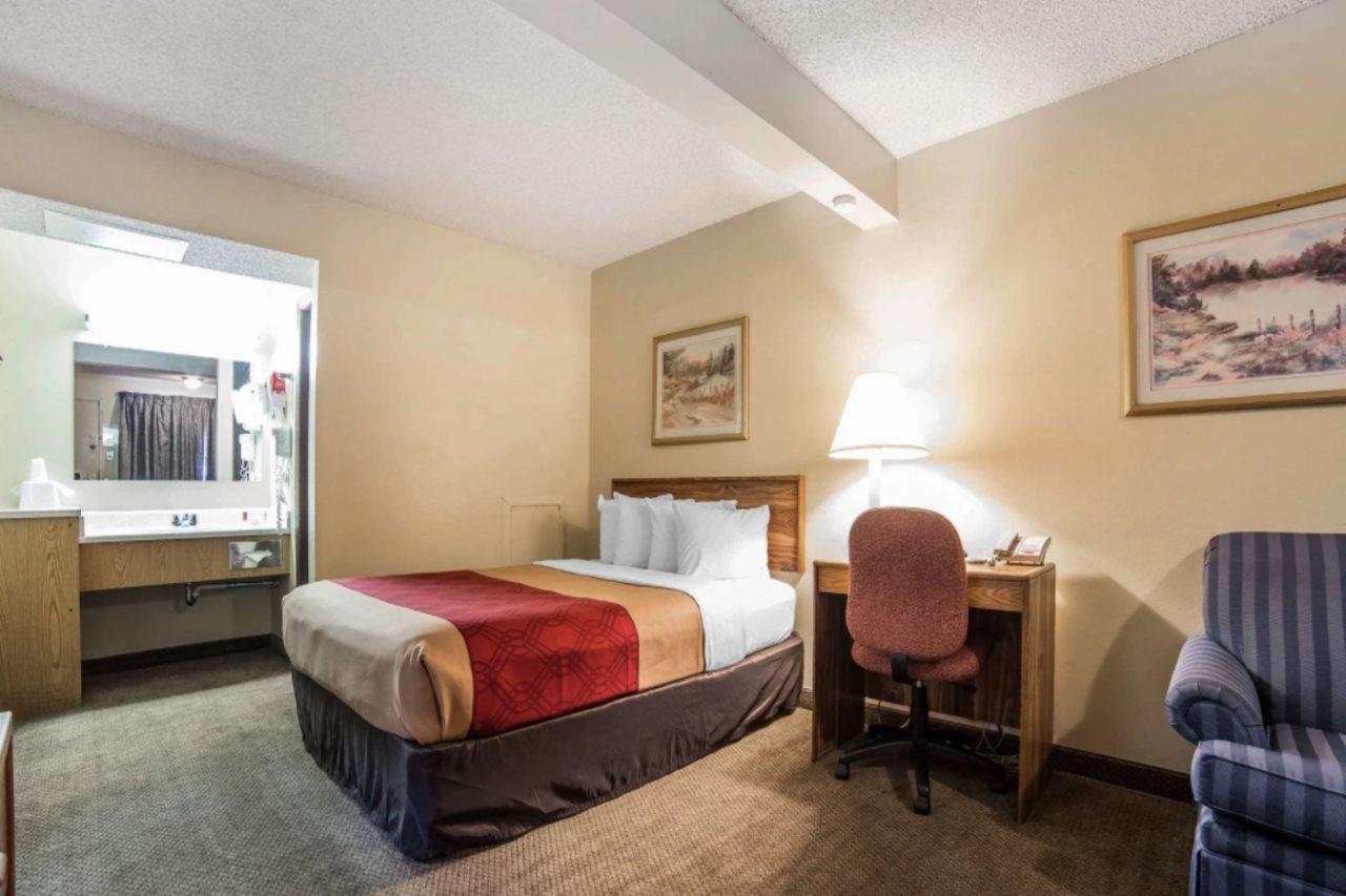 Econo Lodge 록 스프링스 외부 사진