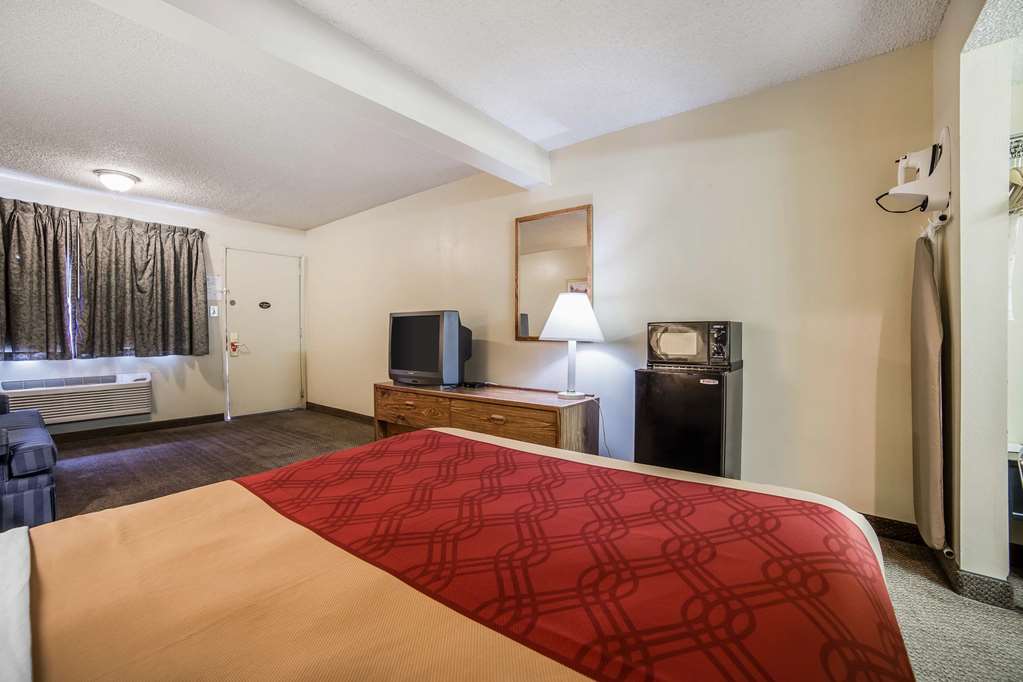Econo Lodge 록 스프링스 객실 사진